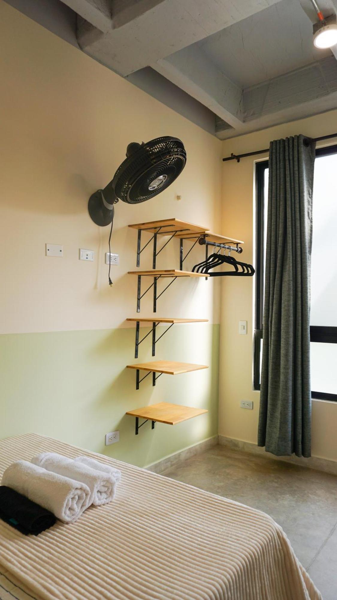 Bed and Breakfast Selva House Medellín Esterno foto