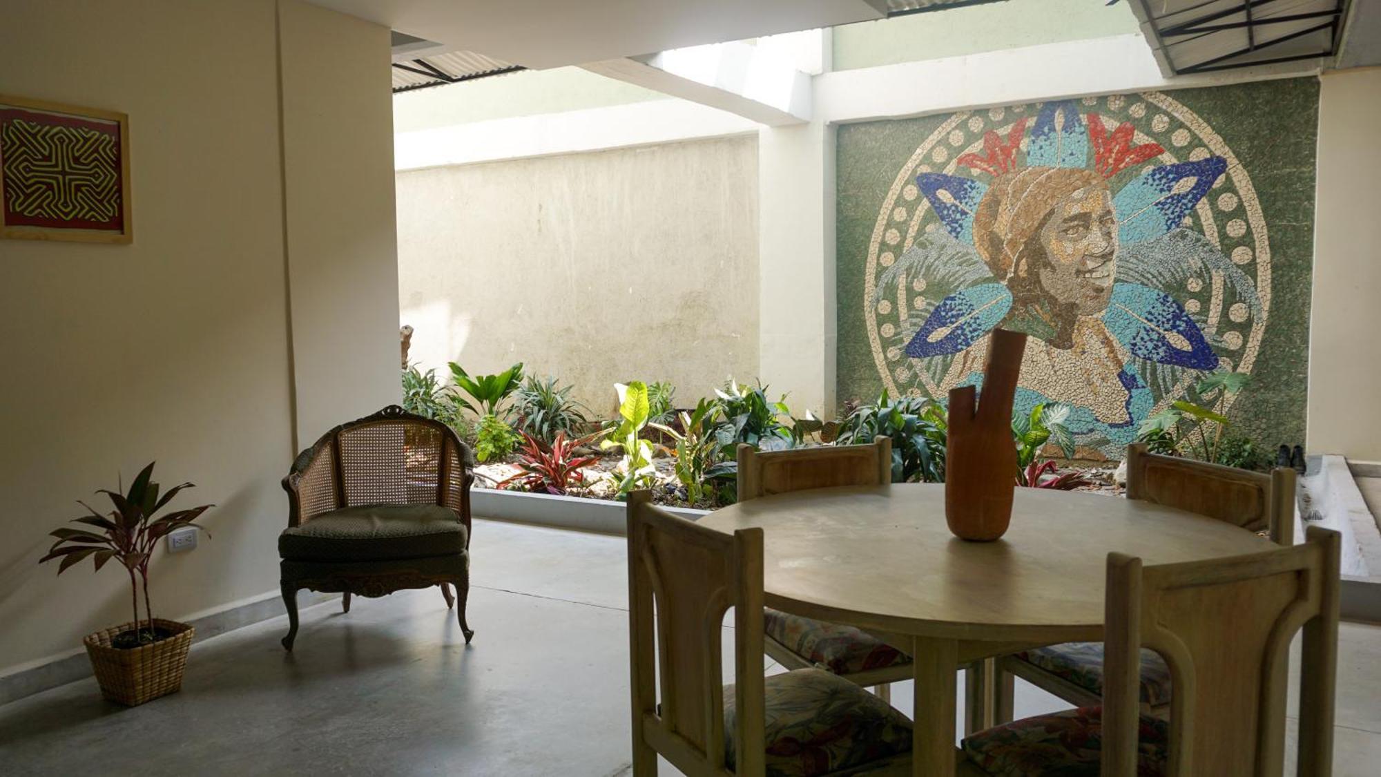 Bed and Breakfast Selva House Medellín Esterno foto